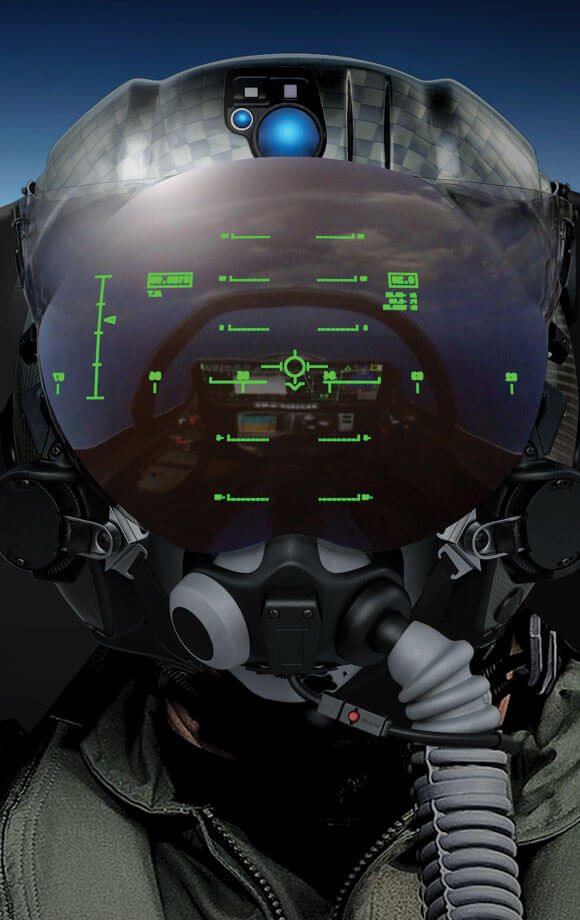Pilot mit Gen III Helmet Mounted Display System