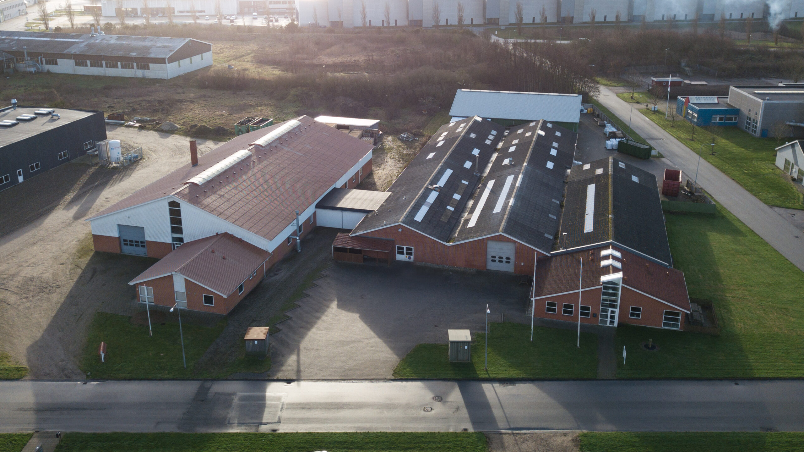 Produktionshalle in Lem