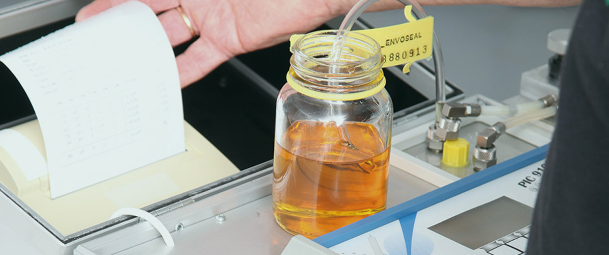 Ölanalyse mit Laser-Partikelzähler