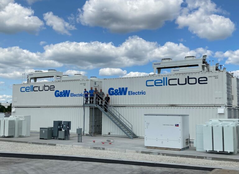 2MW/8MWh-Microgrid-System bei G&W Electric, Bolingbrook (Illinois), vier 2MW-8MWh-Einheiten