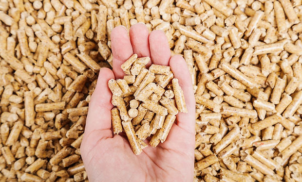 ENplus-certified wood pellets in bulk and bagged form