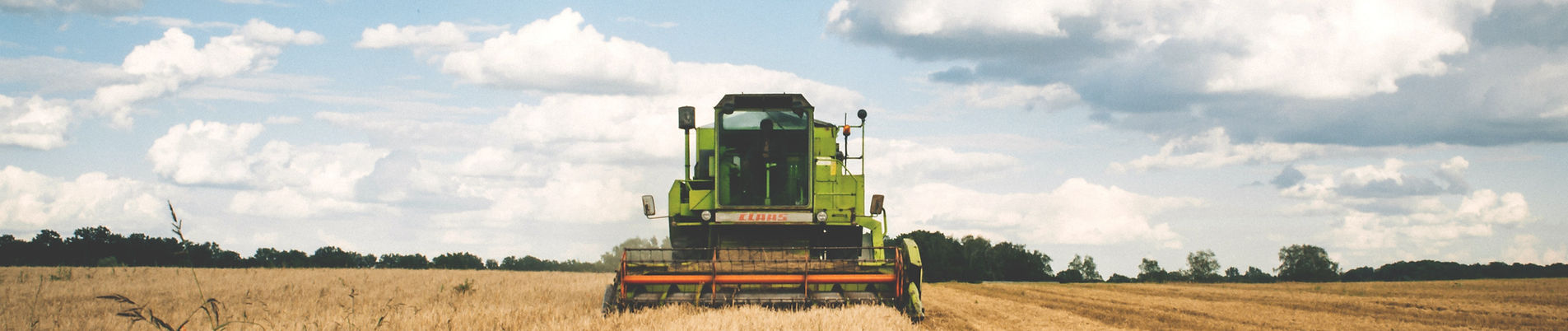 Fuel delivery for agricultural machinery