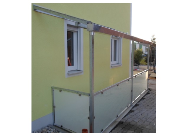 Überdachung mit Glas