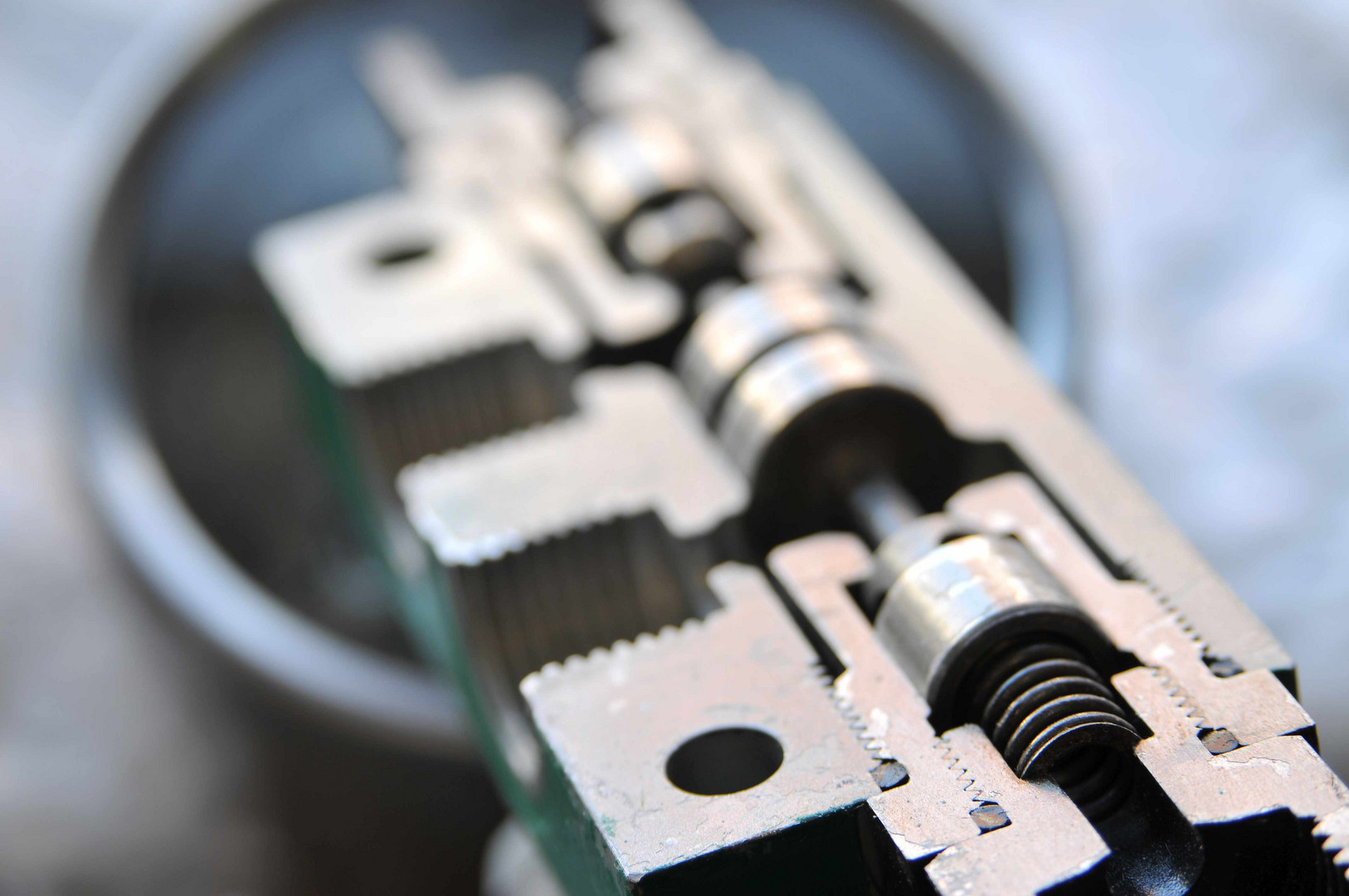 Drive technology (pumps, valves, cylinders)