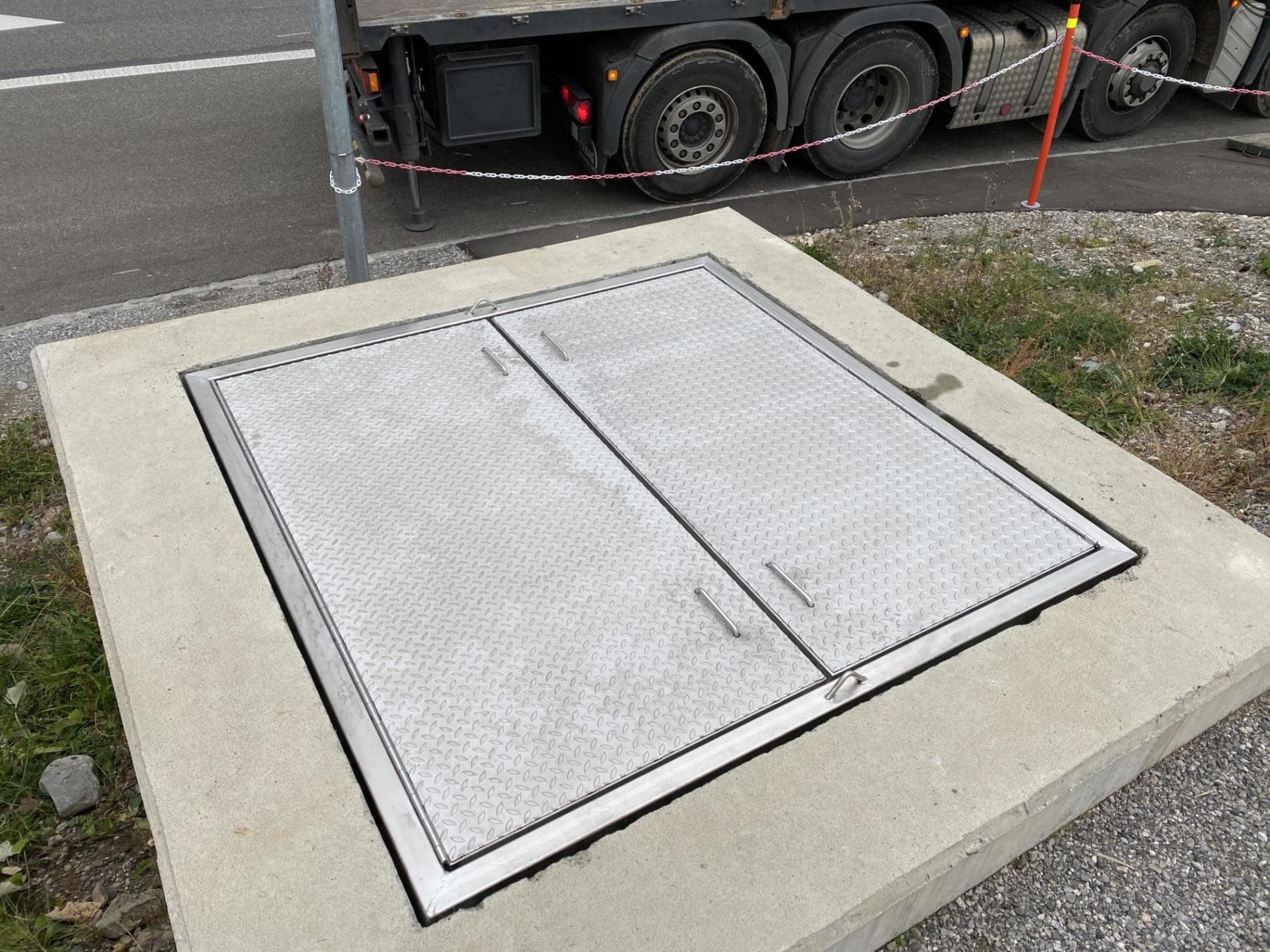 Edelstahl-Flächenabdeckung