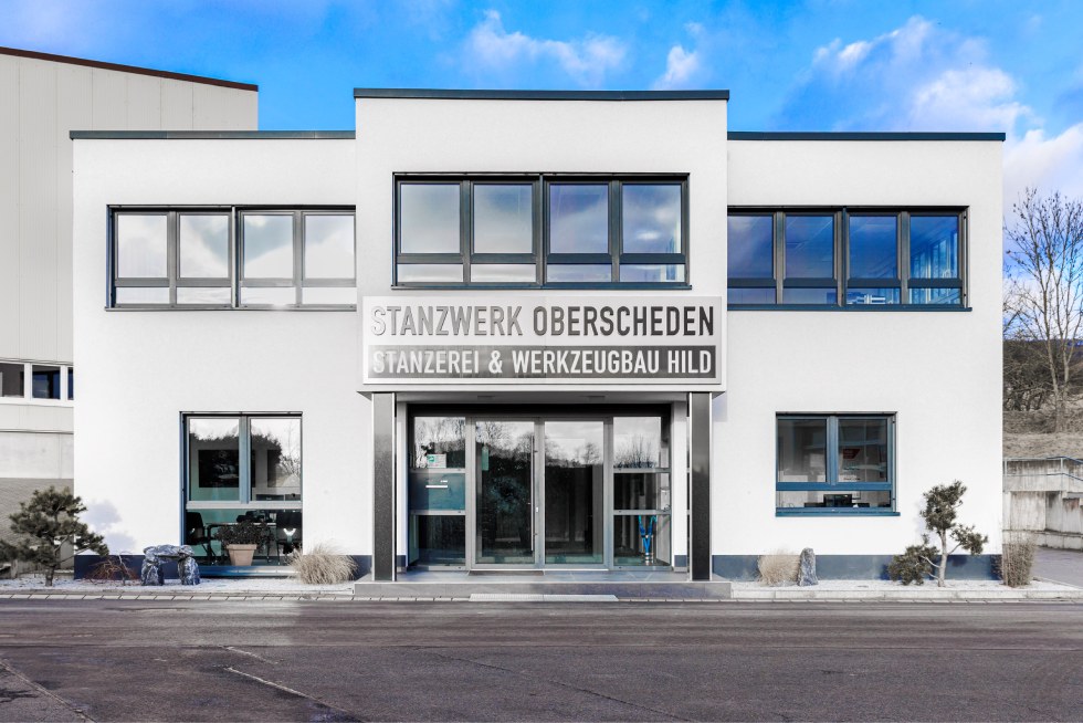 Zwei Firmen unter einem Dach in Scheden