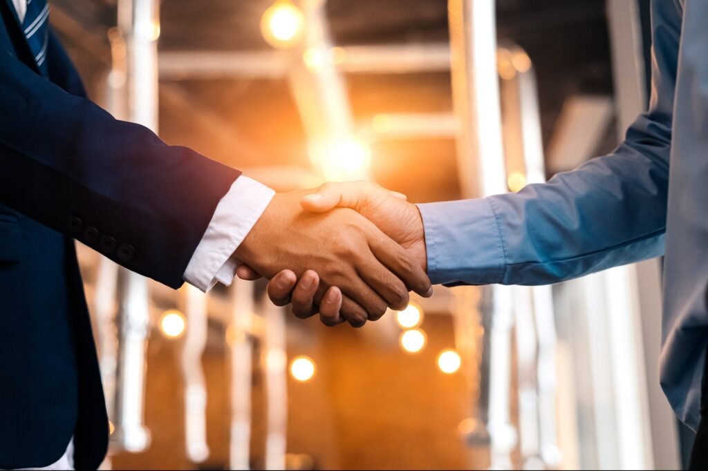 Partnerschaften mit führenden Industrien
