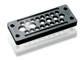 Kabeldurchführungsleisten und -platten