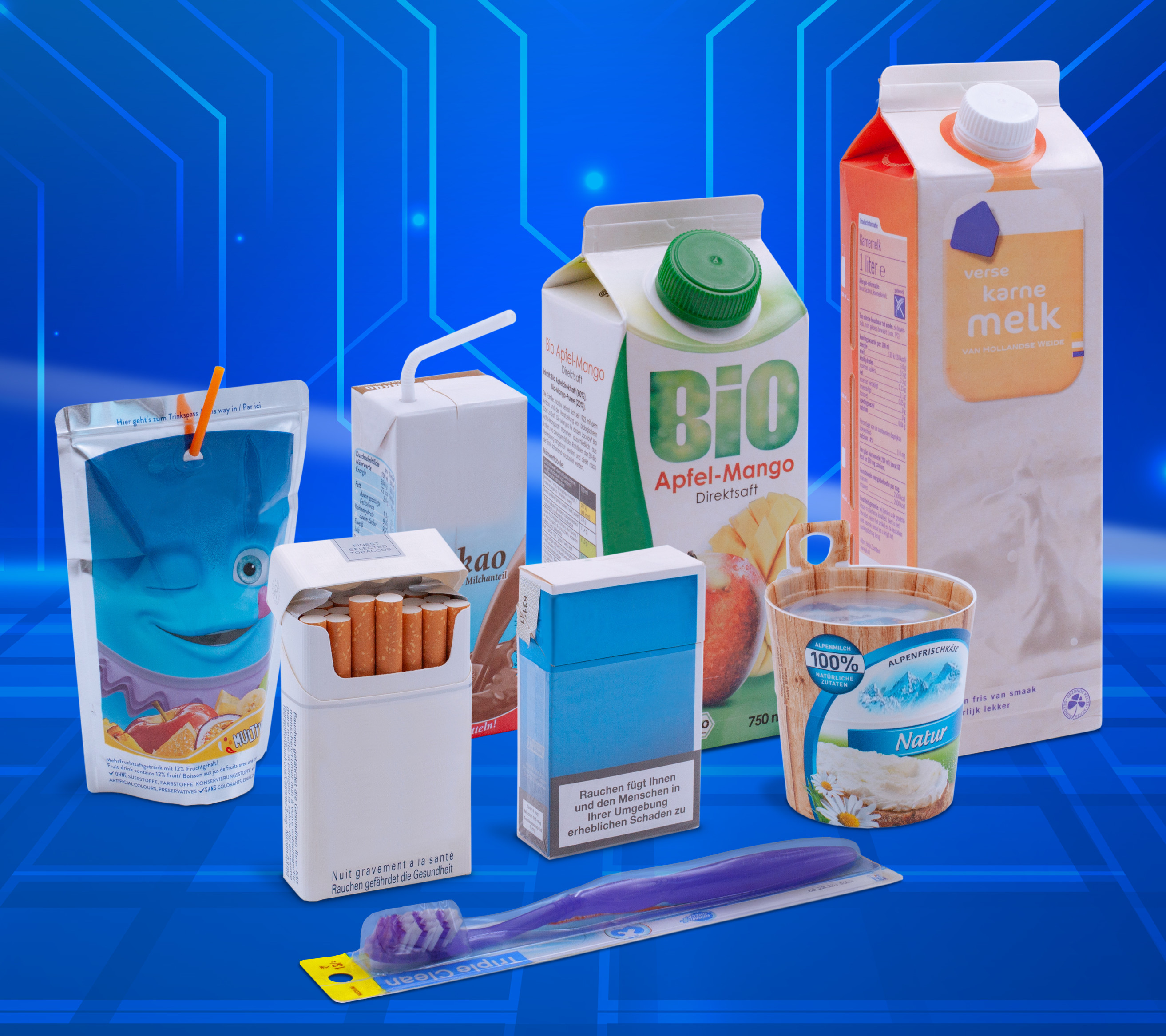Verpackungen: Tetra Paks, Zigarettenschachteln, Pappbecher