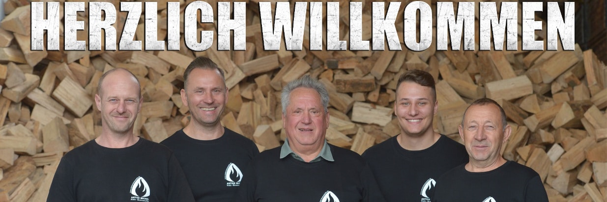 Lager- und Verkaufshalle