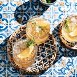 Weißer Port Tonic mit Rosmarin – Verlagsrezept