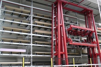 Portalsystem zum Beschicken und Stapeln