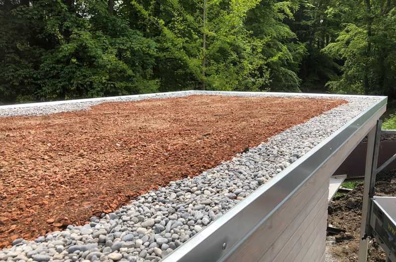 Fachmännische Pflege der Holzbauten