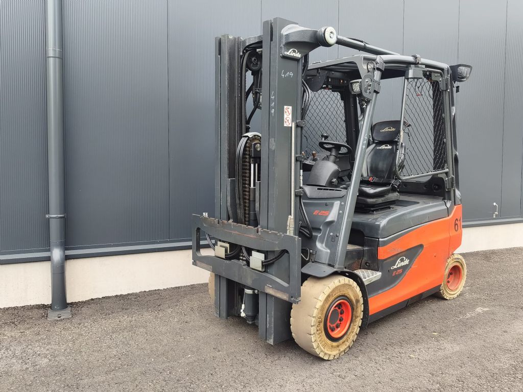 Linde E25L Elektrostapler