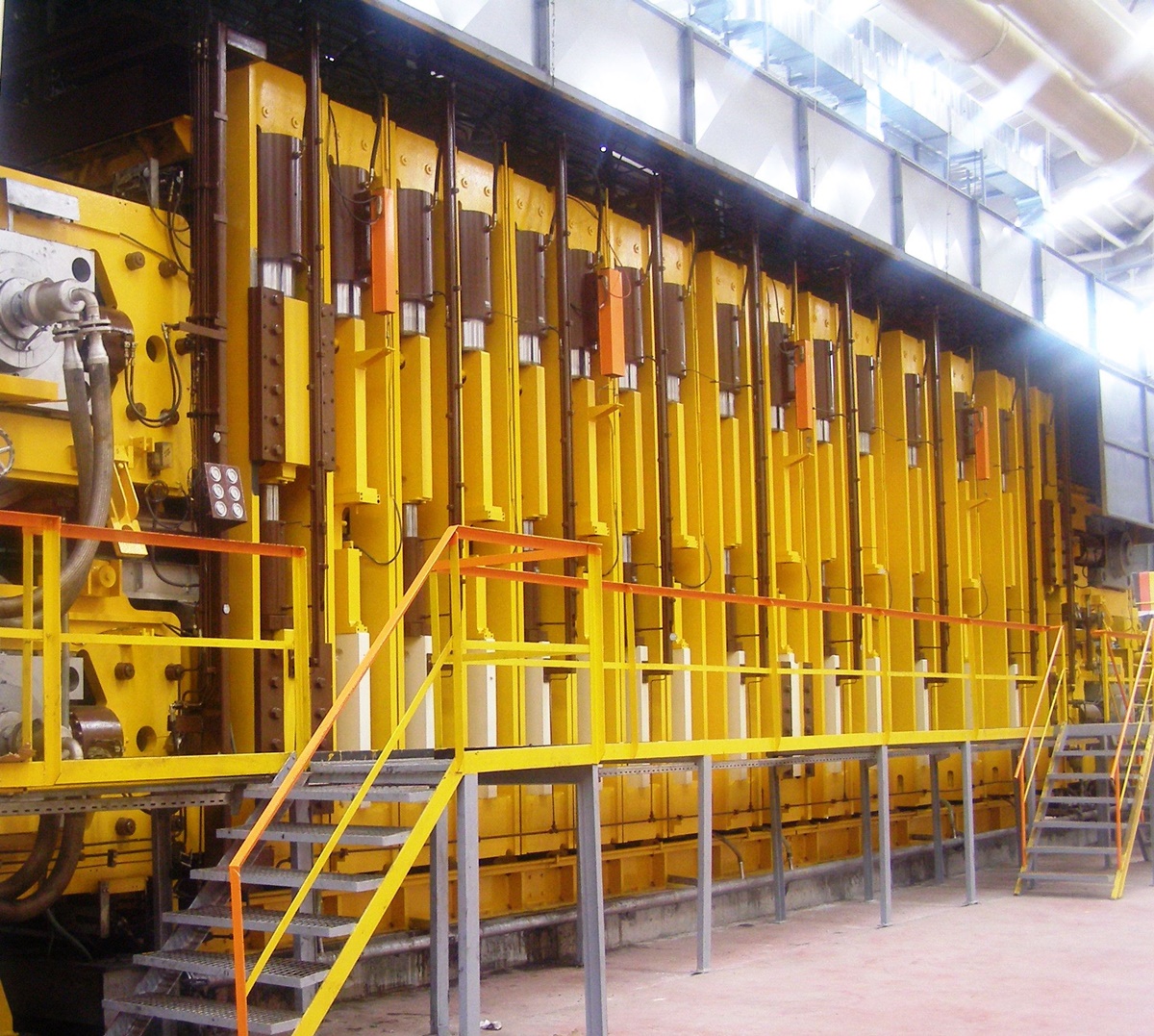 Hydro-Dyn Pressentechnik