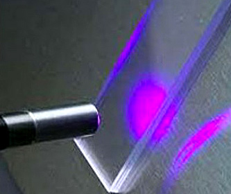 UV-härtende Klebstoffe