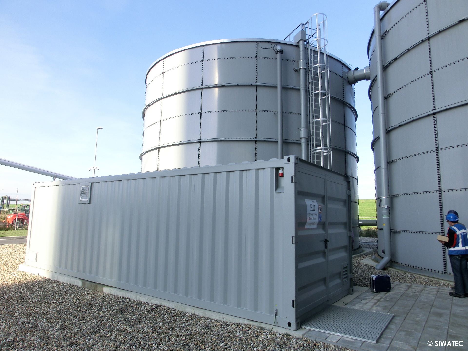 Containeranlage mit Vorratstanks