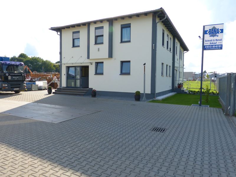 Betriebsgebäude in Nidda