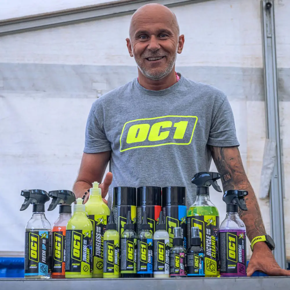 Tomasz Banaszak mit der vollständigen OC1-Produktpalette