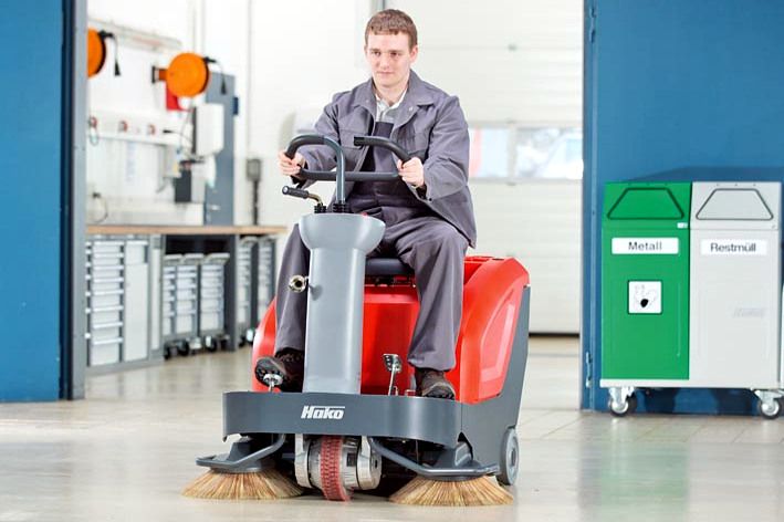 Hako sweeper-vacuum machines