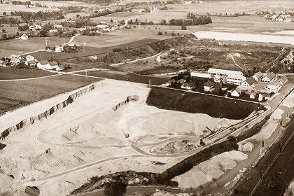 Luftaufnahme des Werks Gunskirchen vor 75 Jahren