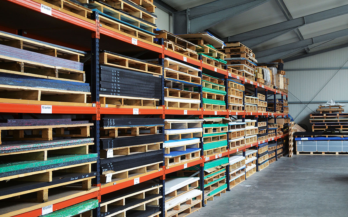 Warehouse for sheets and round bars