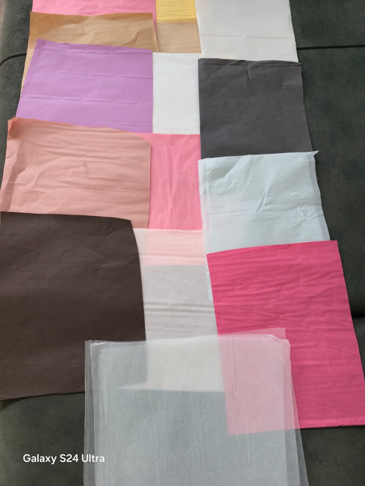 Coloured paper grades (samples)