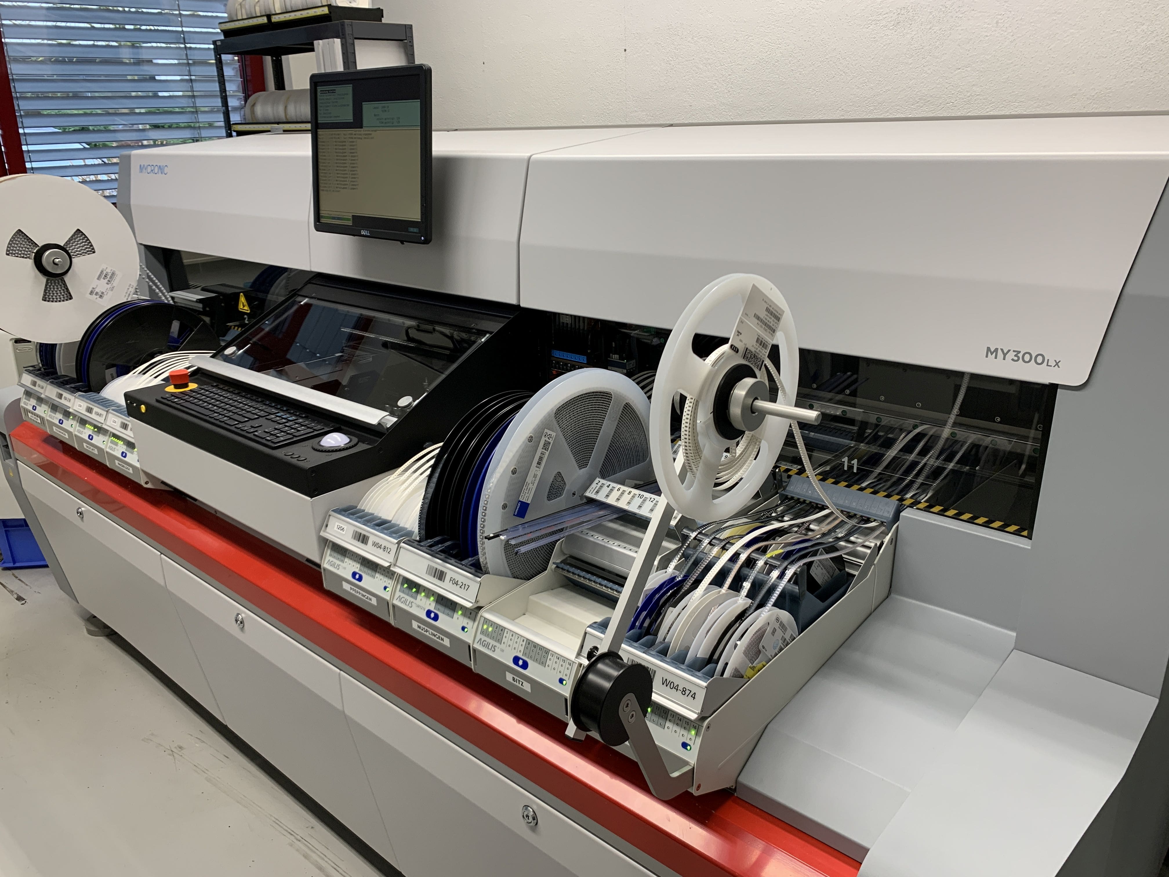SMD-Bestückung auf modernen Maschinen
