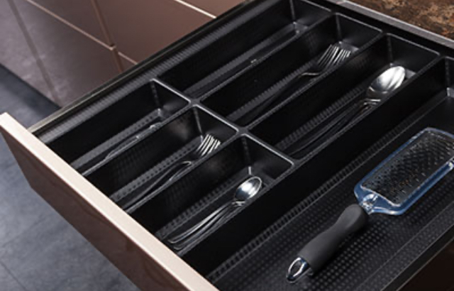 Besteckeinsatz für Schubkästen