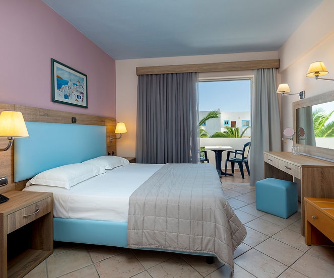 Doppelzimmer (Standard, Garten-/Meerblick, 22–26 m²)