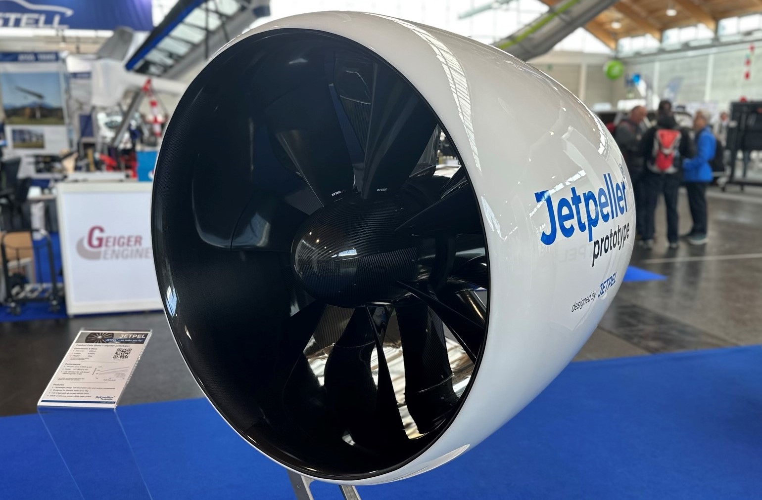 Jetpeller (Düsenantrieb mit Schubdüse)