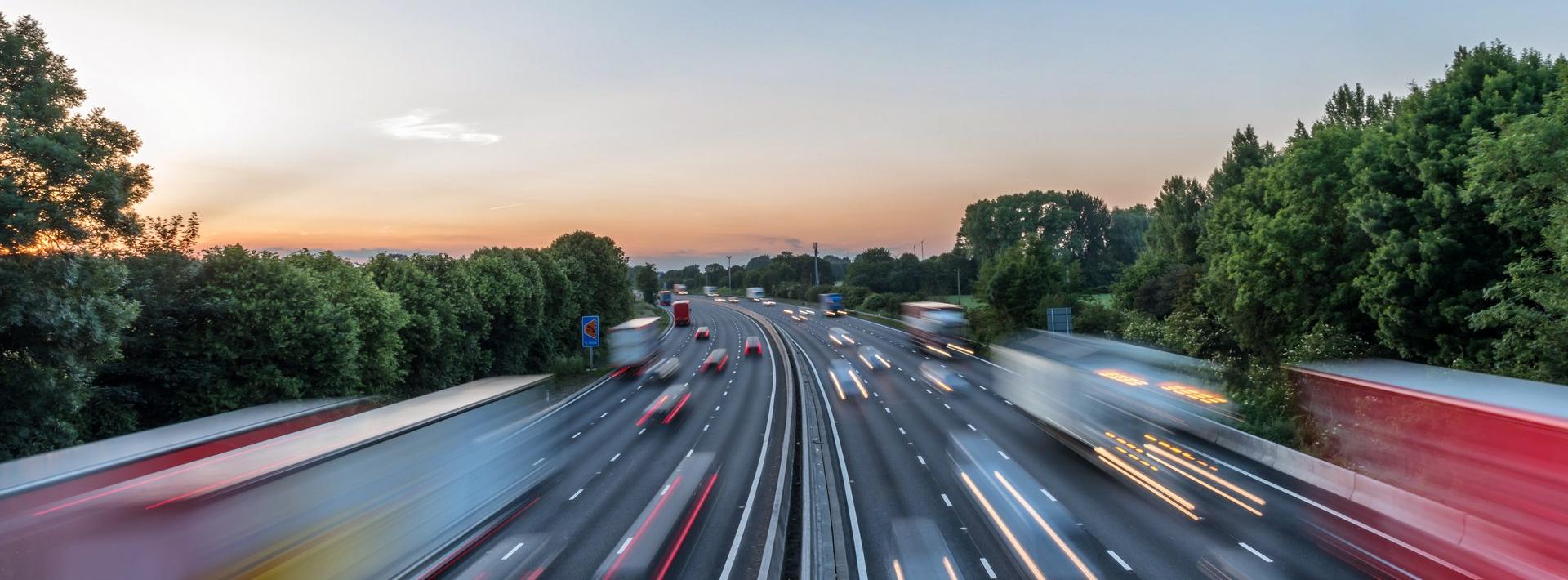 Verkehr auf der Autobahn