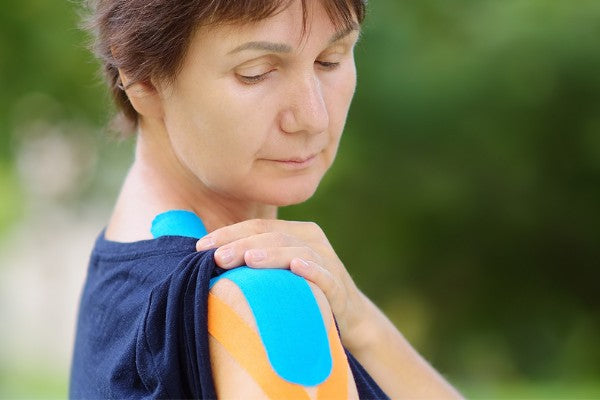 Kinesio Tapes mit Arnika oder CBD