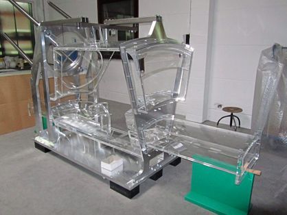 Plexiglas-Gehäuse