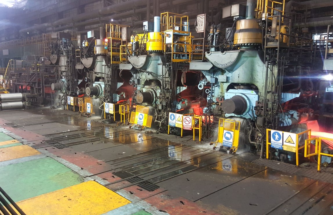 Rolling mill stands