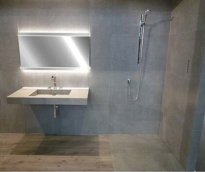 SURF Ablaufsystem mit Waschbecken
