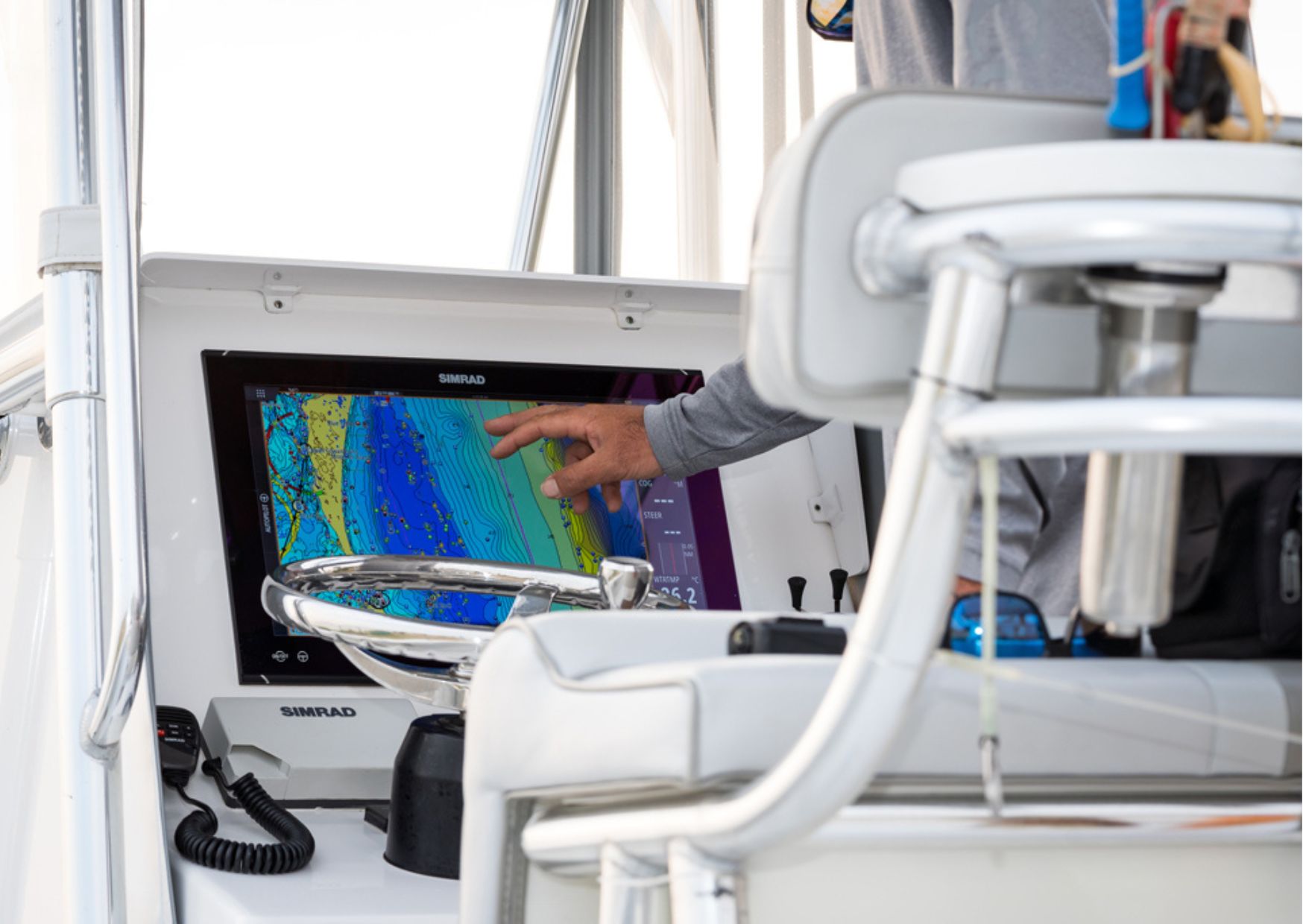 Kartenplotter im Cockpit