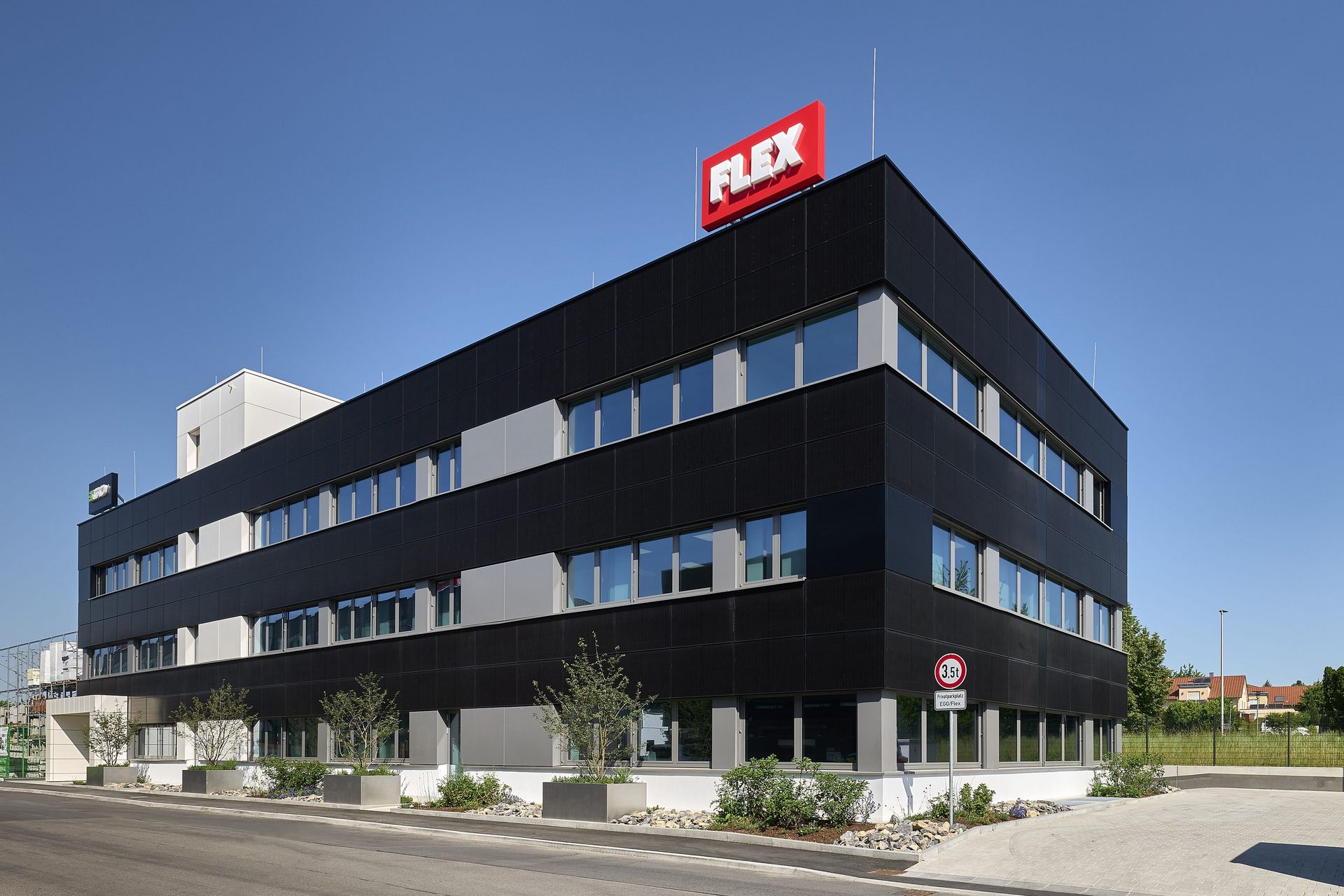 FLEX EGO Neubau Verwaltungsgebäude