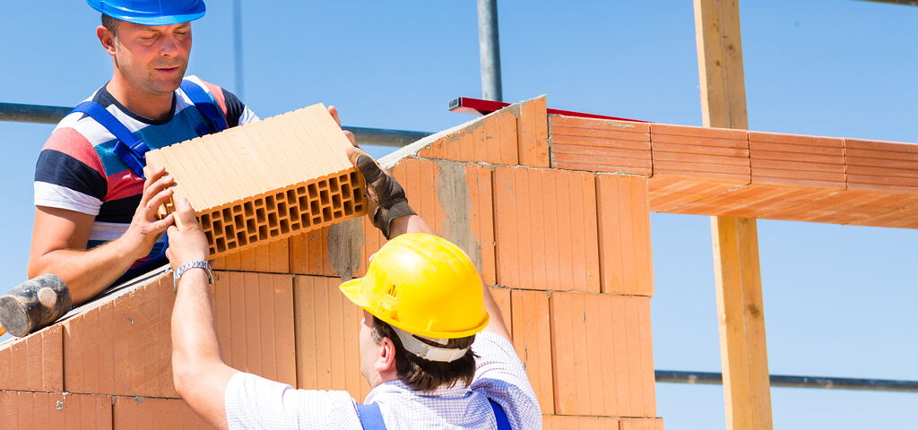 Construction power connection for construction sites