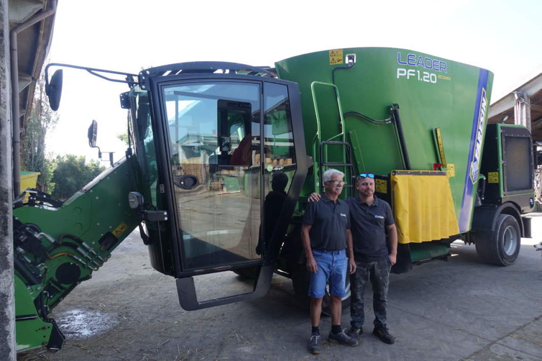 Futtermischwagen Faresin Leader PF1.20 bei der Azienda Mapelli