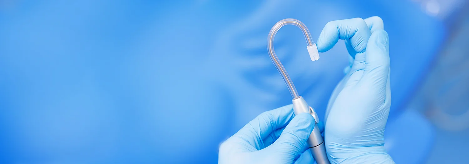Eigenmarke PLULINE (powered by dental bauer)