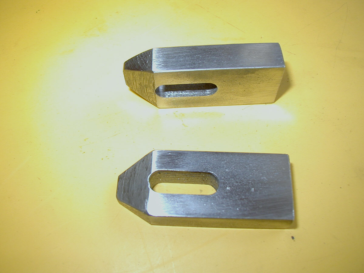 Spanneisen mit Treppenkrallen