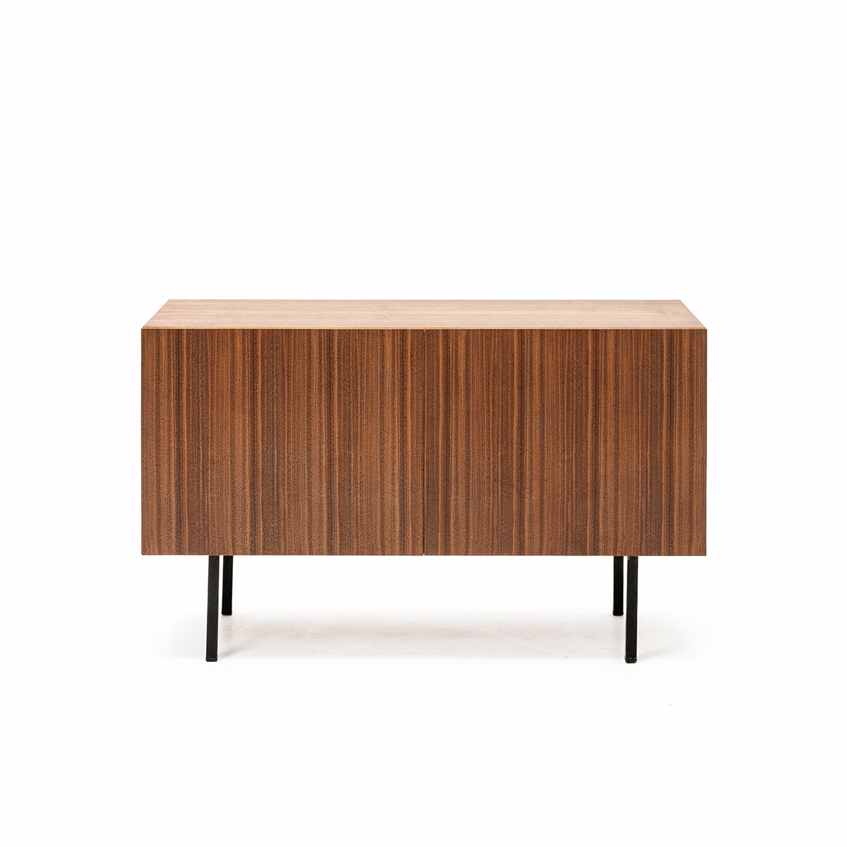 Kleines Sideboard Nussbaum, 50er Jahre