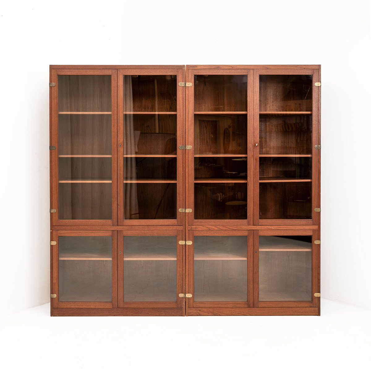 Børge Mogensen BM-67 Vitrine, Teak