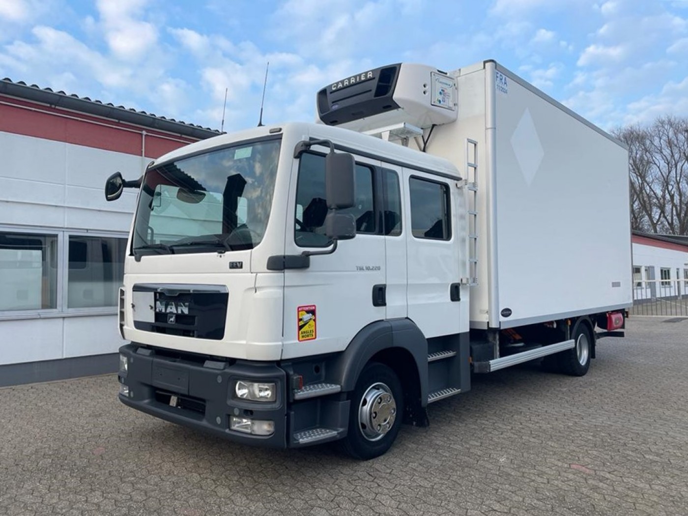 Doka Blumentransporter mit Ladebordwand