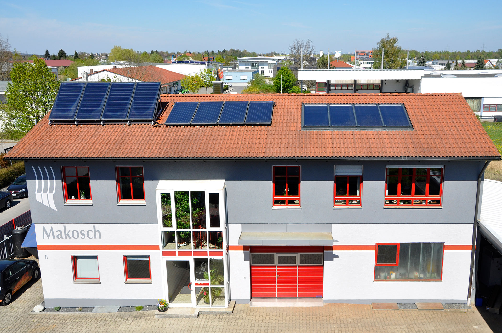 Solaranlage mit Flachkollektoren