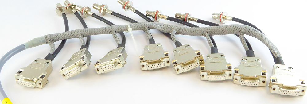 Kabelbaum mit DB15 und Koax