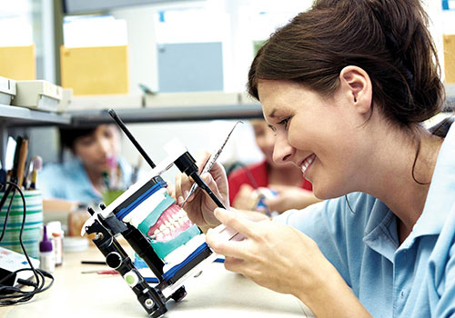 Digitale Workflows für Dentallabore