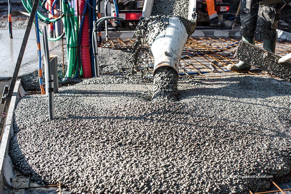 Betonlieferung auf der Baustelle