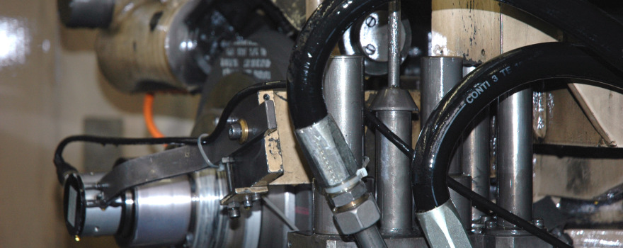 Hydraulikschläuche und -verschraubungen